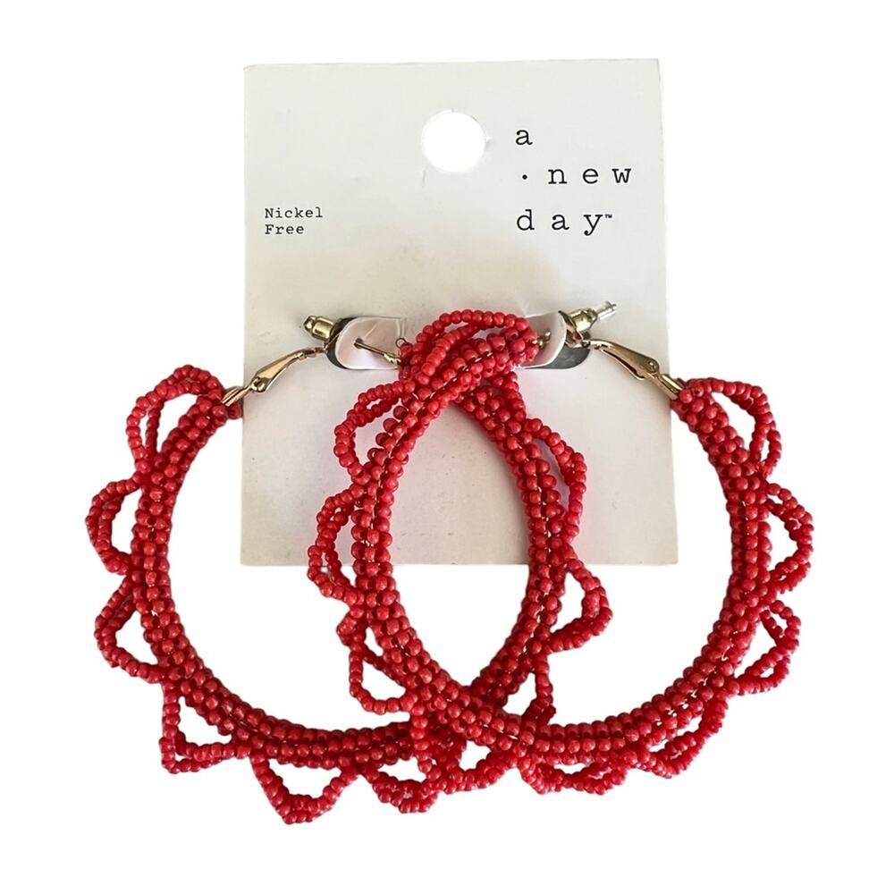 A New Day coral beaded hoop earrings NWT vacation resort earrings
